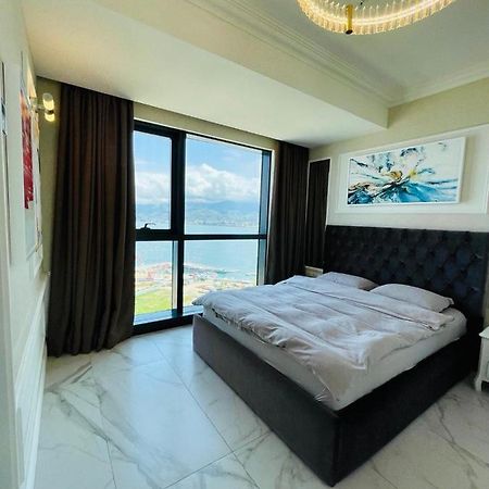 Balmaral Apart Hotel Батумі Екстер'єр фото