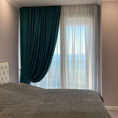 Balmaral Apart Hotel Батумі Екстер'єр фото