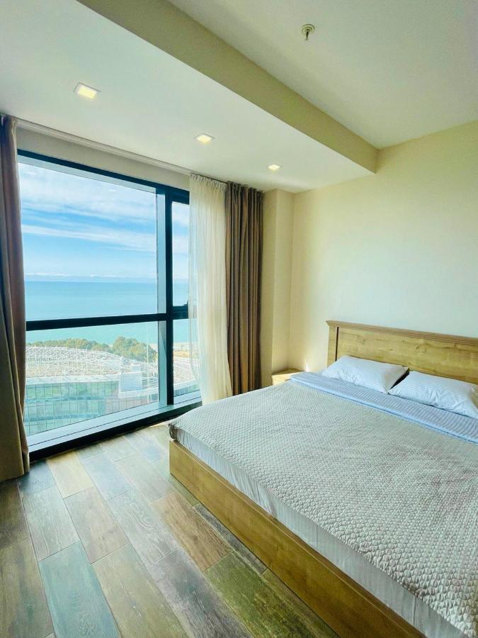 Balmaral Apart Hotel Батумі Екстер'єр фото