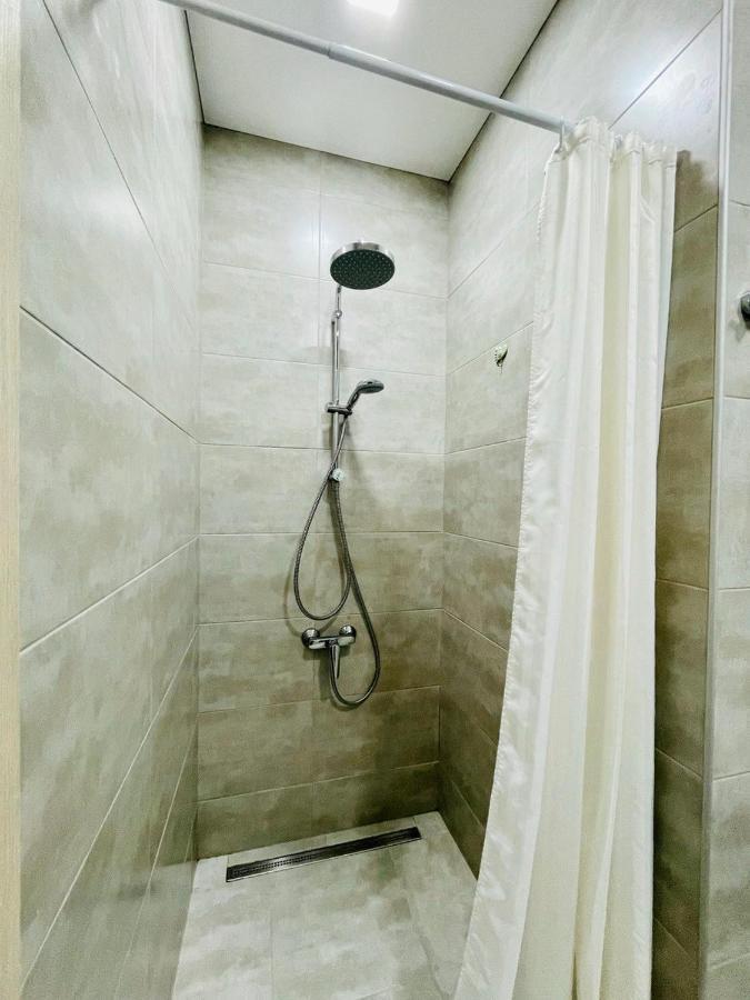 Balmaral Apart Hotel Батумі Екстер'єр фото