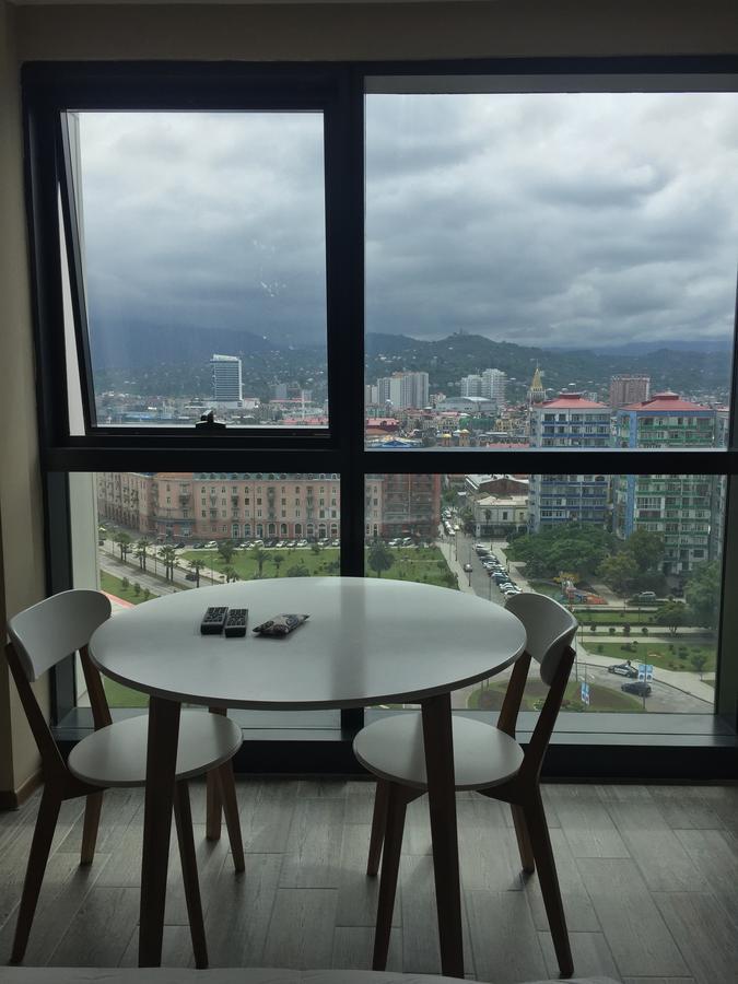 Balmaral Apart Hotel Батумі Екстер'єр фото